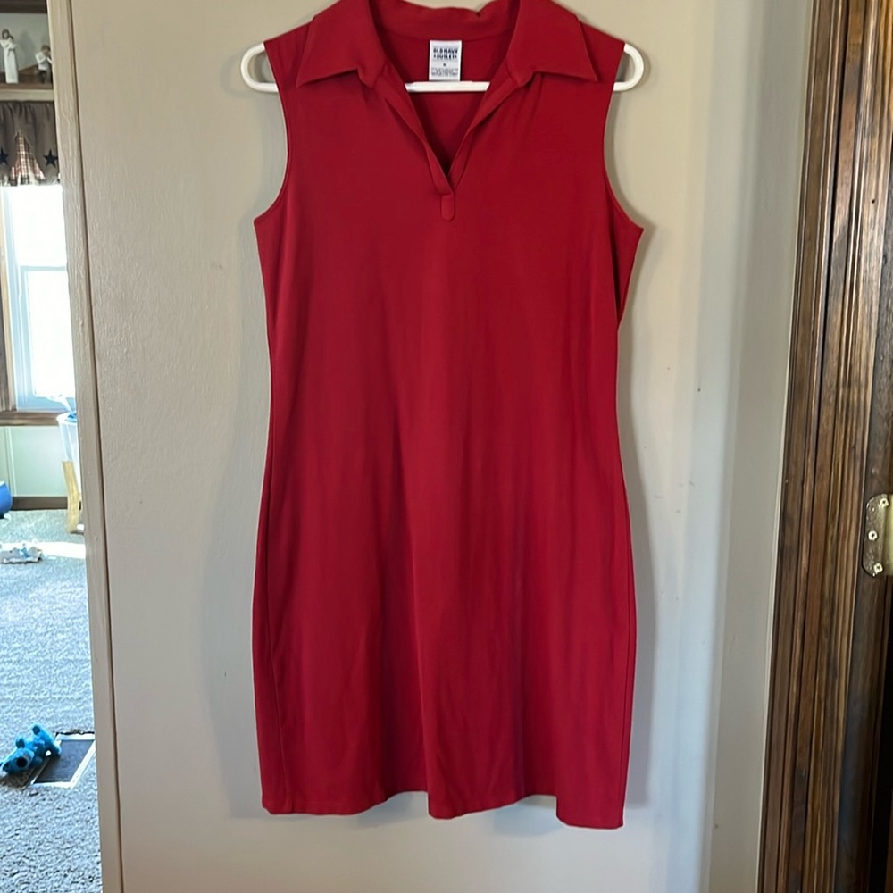 Old Navy sleeveless red dress size medium pit to hemline is 27”